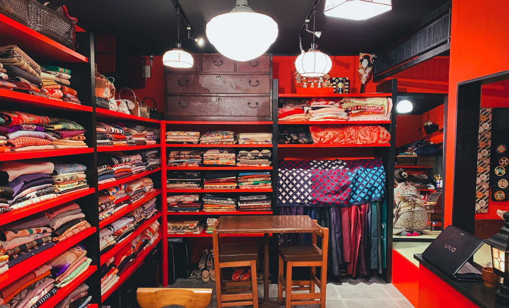 How to Buy a Kimono in Japan Without Getting Overwhelmed: A Step-by-Step Beginner's Guide
