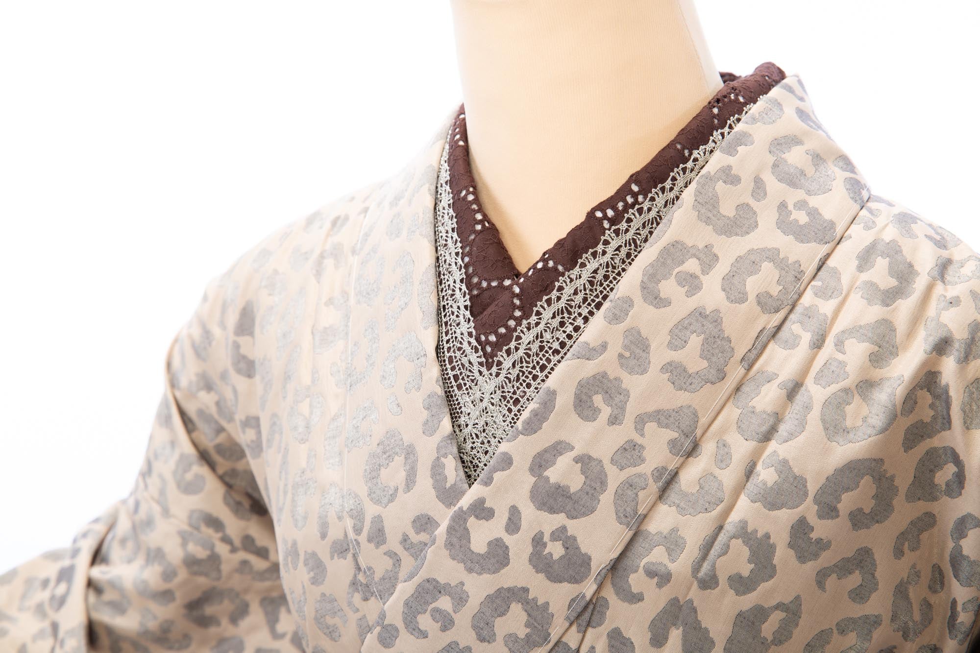 Jacquard Leopard Print Kimono O\'s – - SALZ Tokyo Boutique